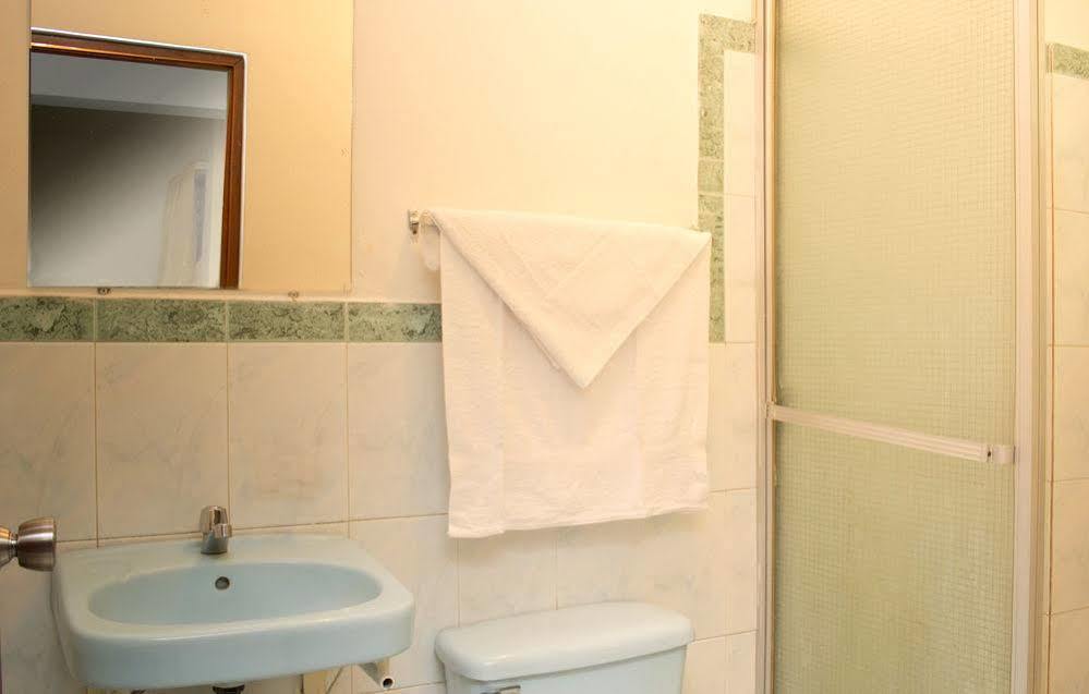 Hotel Manantiales El Salvador San Salvador Zewnętrze zdjęcie